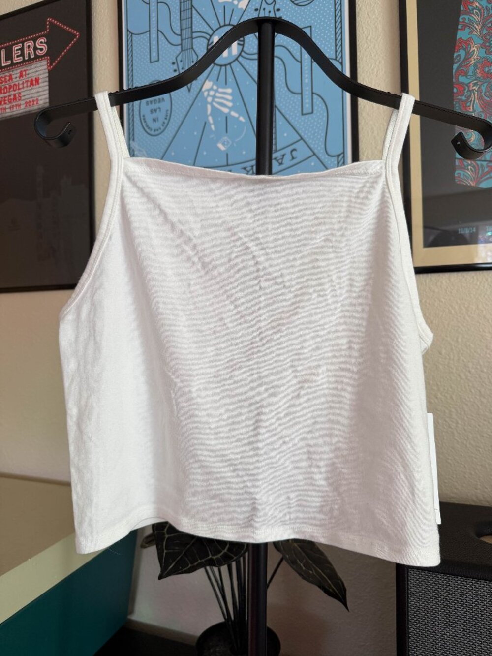 Urban Outfitters White Crop Tank Top